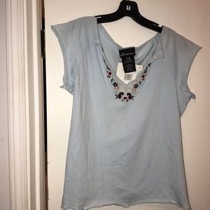 Blue embroidered t shirt